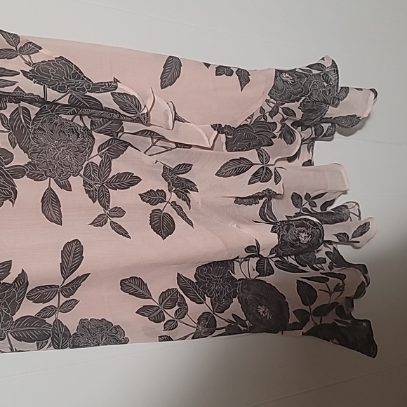 London Times Floral Print Ruffle Cold Shoulder Dress - Picture 9 of 9